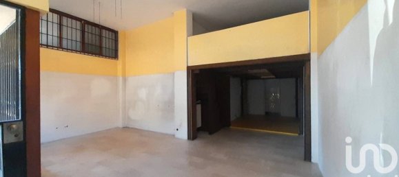 1 room Commercial property in Lecco, Italy No. 210846 6