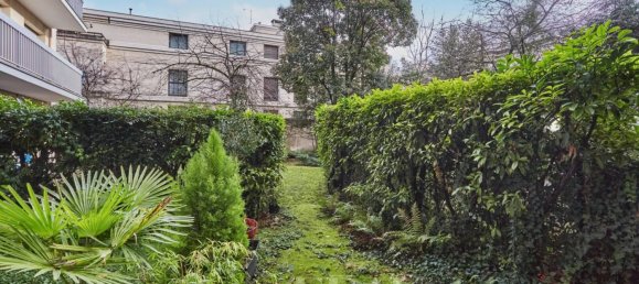 Apartamento de 1 dormitorio en Neuilly-sur-Seine, France No. 170845 2