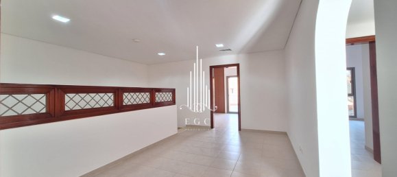 4 chambres Villa à Abu Dhabi Gate City, UAE No. 39172 3
