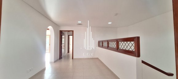 4 chambres Villa à Abu Dhabi Gate City, UAE No. 39172 17