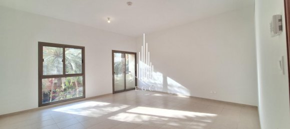 4 chambres Villa à Abu Dhabi Gate City, UAE No. 39172 9