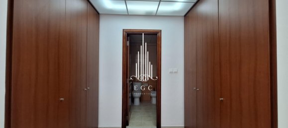 4 chambres Villa à Abu Dhabi Gate City, UAE No. 39172 24