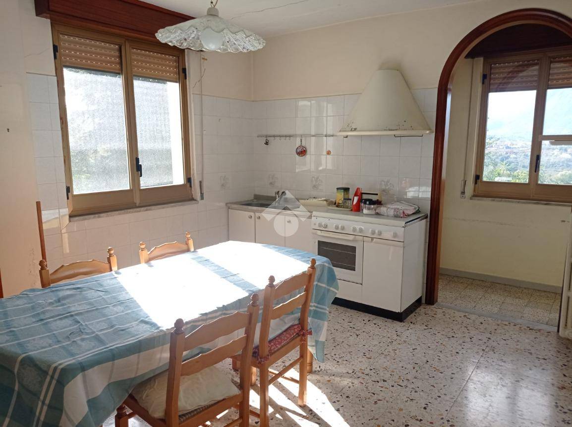 Casa de 4 dormitorios en Aiello del Sabato, Italy No. 150685