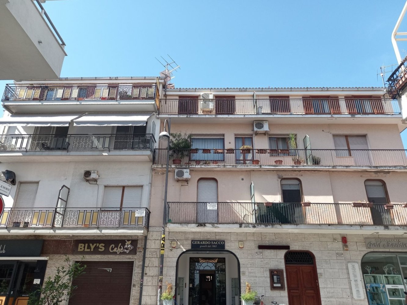 3 bedrooms Apartment in Soverato, Italy No. 394924