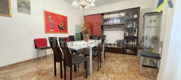 3 Schlafzimmer Wohnung in Venice, Italy, Nr. 53818 5