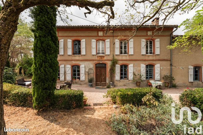 5 bedrooms House in Rabastens, France No. 363461