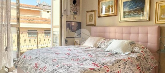 2 bedrooms Apartment in Turin, Italy No. 57338 8