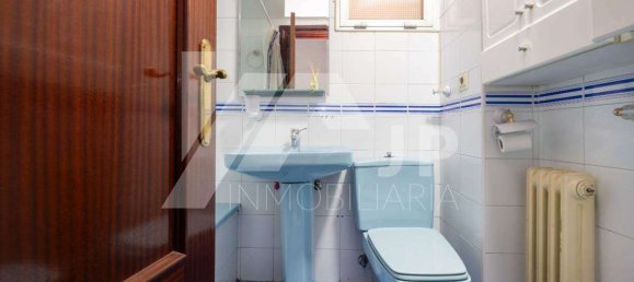 4 bedrooms Apartment in Granada, Spain No. 108823 25