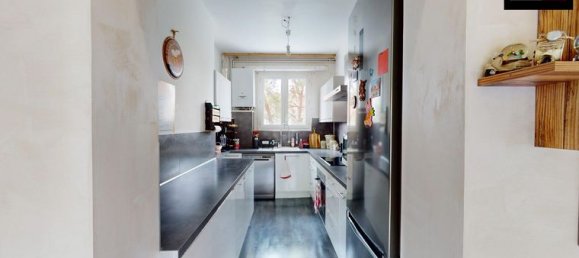 Квартира с 2 спальнями в Гранд-Шармон, Франция № 358640 3