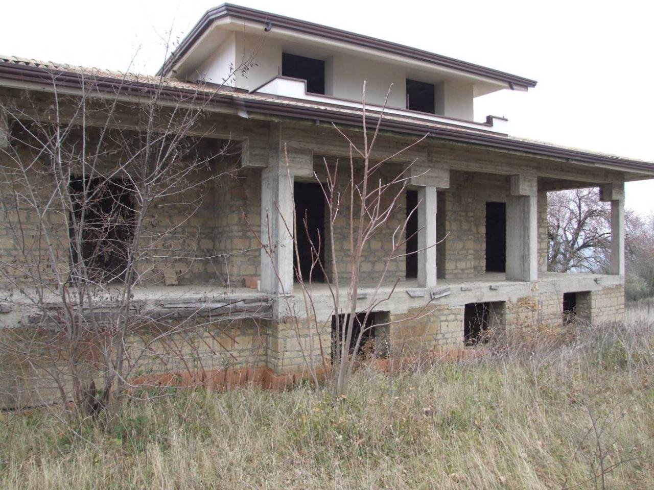 6 rooms Villa in Apice, Italy No. 35257