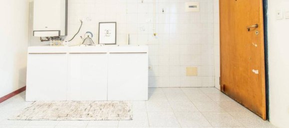 2 rooms Apartment in Bologna, Italy No. 20488 14