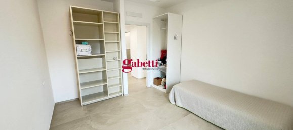2 bedrooms Apartment in Rimini, Italy No. 304036 10