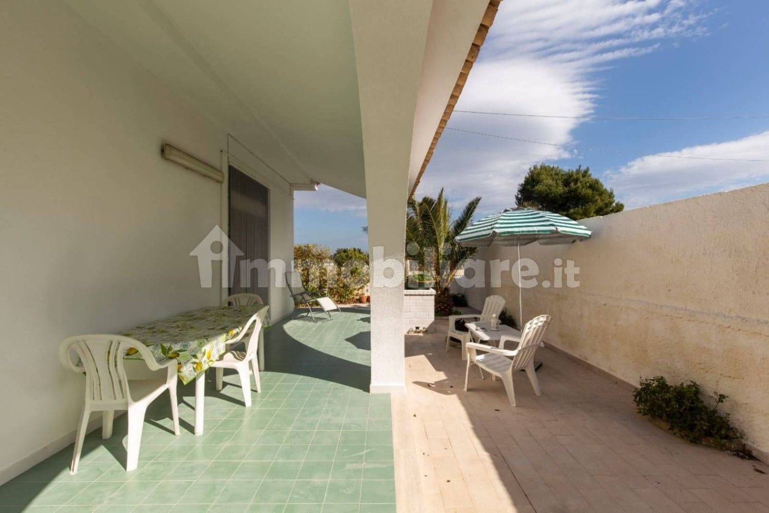 Вилла с 3 спальнями в Ното, Италия № 124864