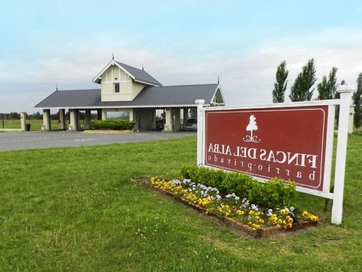  Land in Ezeiza, Argentina No. 43418