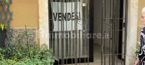1 room Commercial property in Salò, Italy No. 288098 4