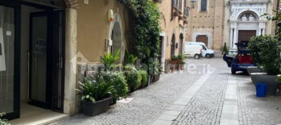 1 room Commercial property in Salò, Italy No. 288098 7