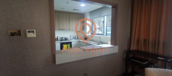 2 bedrooms Apartment in Dubai, UAE No. 24404 7