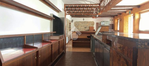 3 bedrooms House in Udine, Italy No. 141455 10