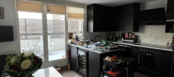 Квартира с 3 спальнями в Курбевуа, Франция № 333940 7