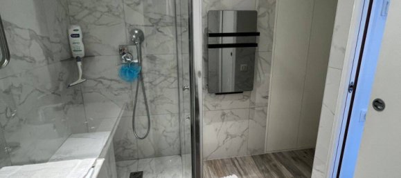 Квартира с 3 спальнями в Курбевуа, Франция № 333940 8