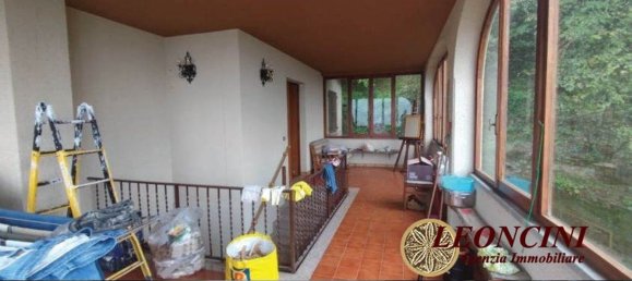 8-salle Villa à Pontremoli, Italy No. 286358 8