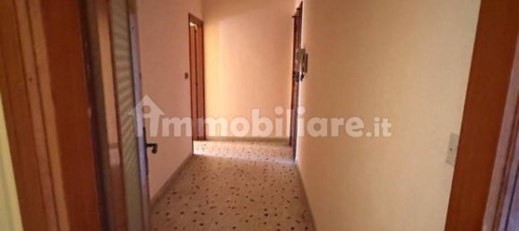 Квартира с 5 комнатами в Сан Джованни ла Пунта, Италия № 224064 3