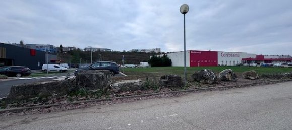 Terreno en Auxerre, France No. 353268 5