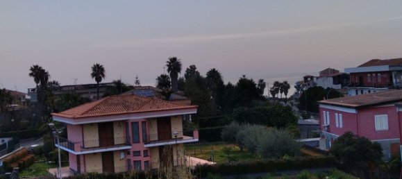 6 rooms Apartment in Giarre, Italy No. 278863 6