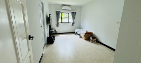 8 bedrooms House in Pattaya, Thailand No. 65235 3