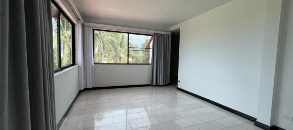8 bedrooms House in Pattaya, Thailand No. 65235 9