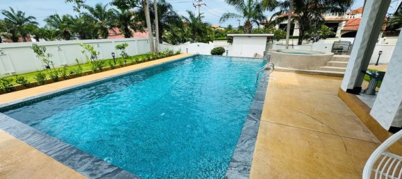 8 bedrooms House in Pattaya, Thailand No. 65235 6