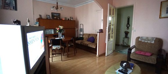 1 bedroom Apartment in Aulnay-sous-Bois, France No. 144321 2