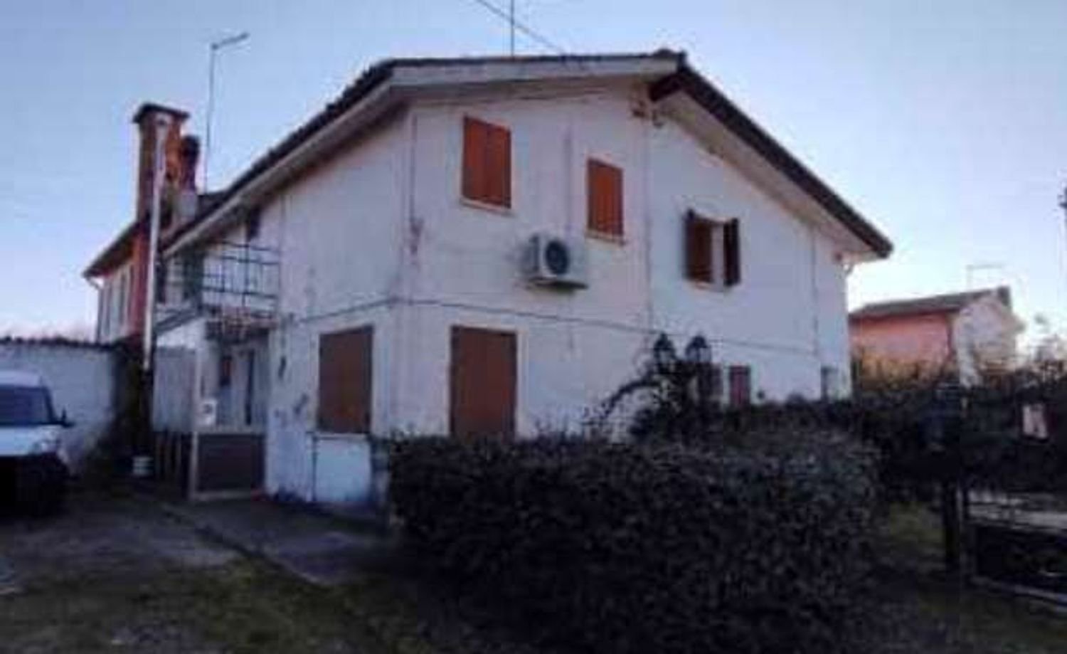 5 bedrooms House in Zero Branco, Italy No. 352933