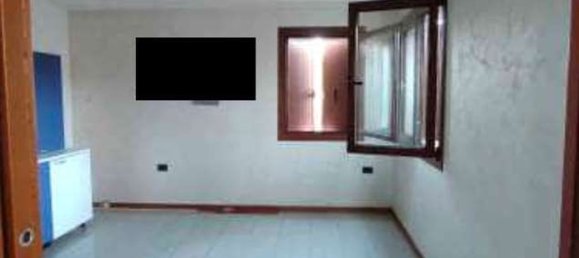 5 bedrooms House in Zero Branco, Italy No. 352933 15