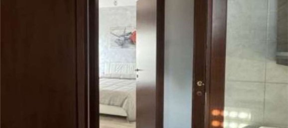 Apartamento de 3 divisões em Cardano al Campo, Italy N.º 3233 20