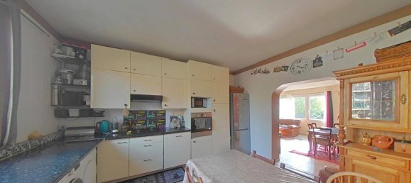 3 Schlafzimmer Haus in Carrieres-sur-Seine, France, Nr. 176742 5