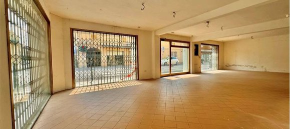 1غرفة عقار تجاري في Rolo, Italy رقم 308377 7