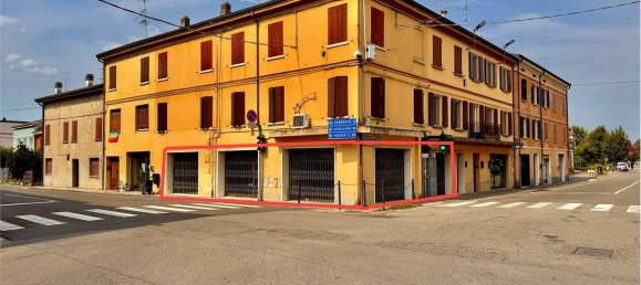 1غرفة عقار تجاري في Rolo, Italy رقم 308377 16