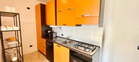 2 rooms Apartment in Brezzo di Bedero, Italy No. 131683 6