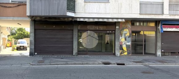 2 rooms Commercial property in Ivrea, Italy No. 293765 2