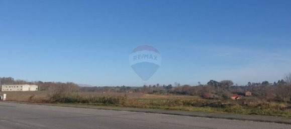 Terrain à Tondela, Portugal 990m² No. 51619 2