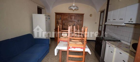 Bâtiment à Prato Sesia, Italy 350m² No. 332910 7