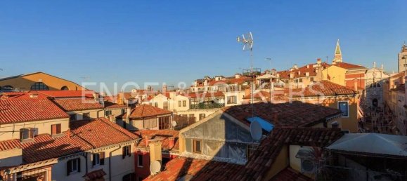 3 غرف نوم بانتهاوس في Venice, Italy رقم 131312 23