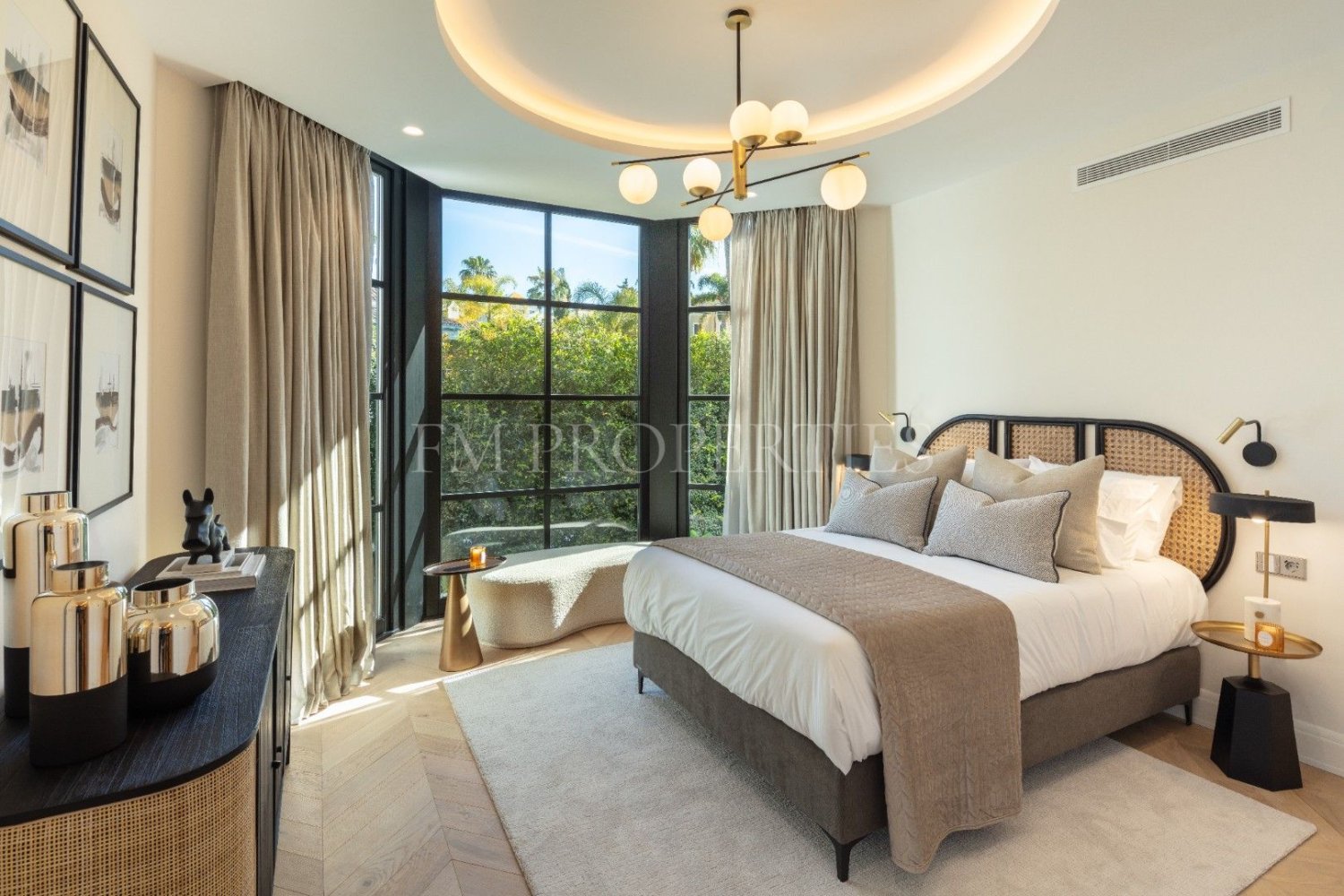 6 chambres Villa à Marbella, Spain No. 92109