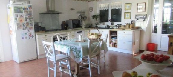 Замки и поместья с 6 спальнями в Осер, Франция № 353317 2