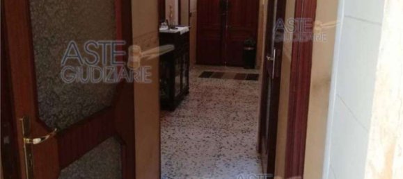 3 rooms Apartment in Sarno, Italy No. 182226 5