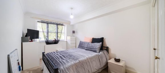 2 bedrooms Apartment in London, United Kingdom No. 7727 16