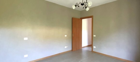 Casa de 3 habitaciónes en Fabriano, Italy No. 112161 4