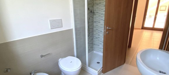 Casa de 3 habitaciónes en Fabriano, Italy No. 112161 9