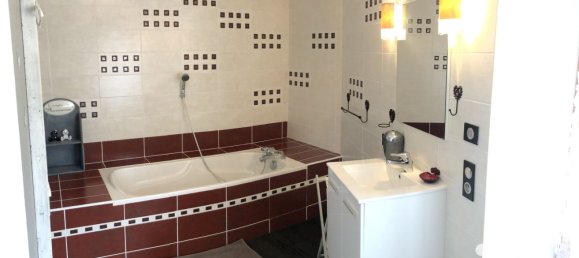 Casa de 4 dormitorios en Puy-de-Dome, France No. 333169 14